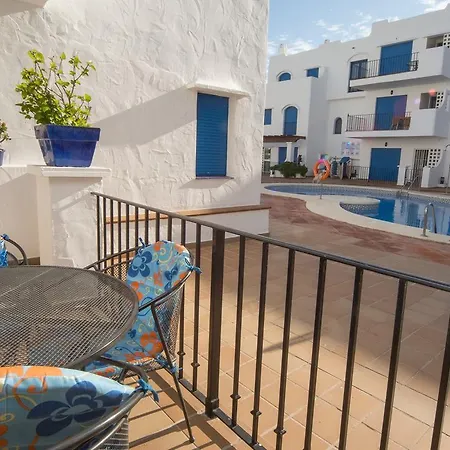 Mykonos Playa 14 شقة مانيلفا